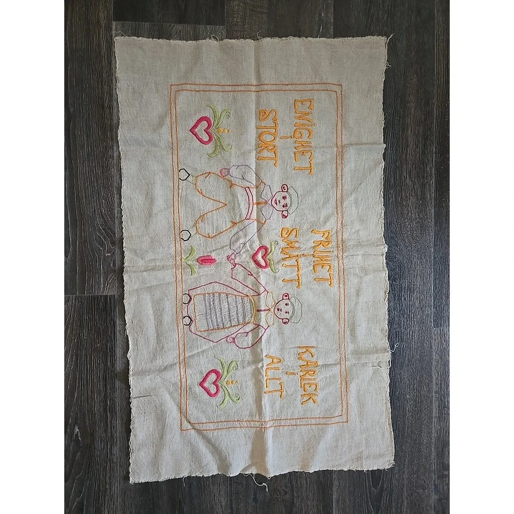 VTG Swedish Embroidered Linen Needlework Children Hearts Frihet Sutt